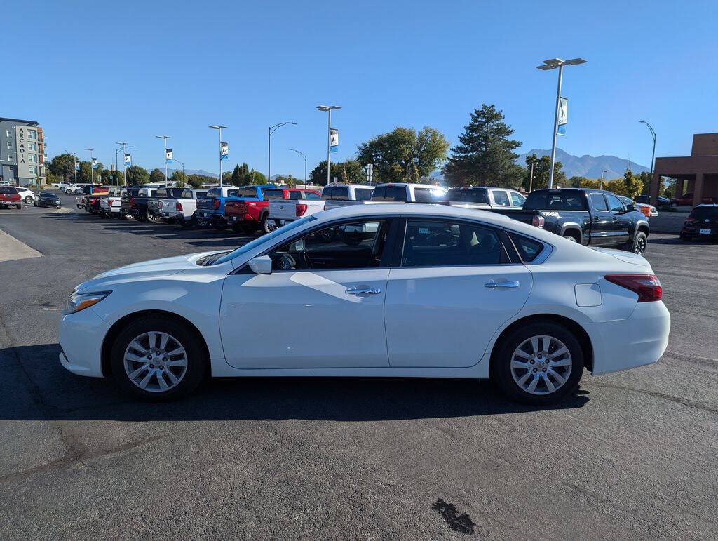 2018 Nissan Altima for sale at Axio Auto Boise in Boise, ID