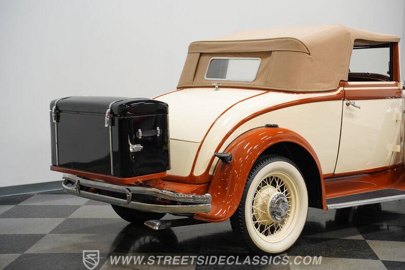 1932 Chrysler Cirrus