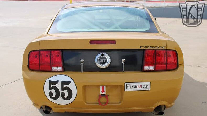 2005 Ford Mustang