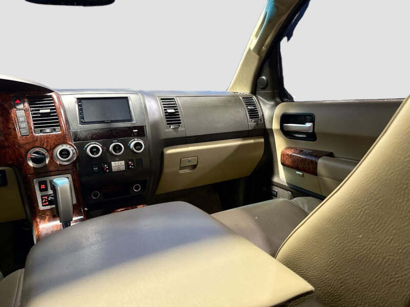2008 Toyota Sequoia Platinum