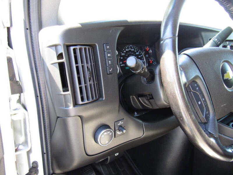 2021 Chevrolet Express 2500