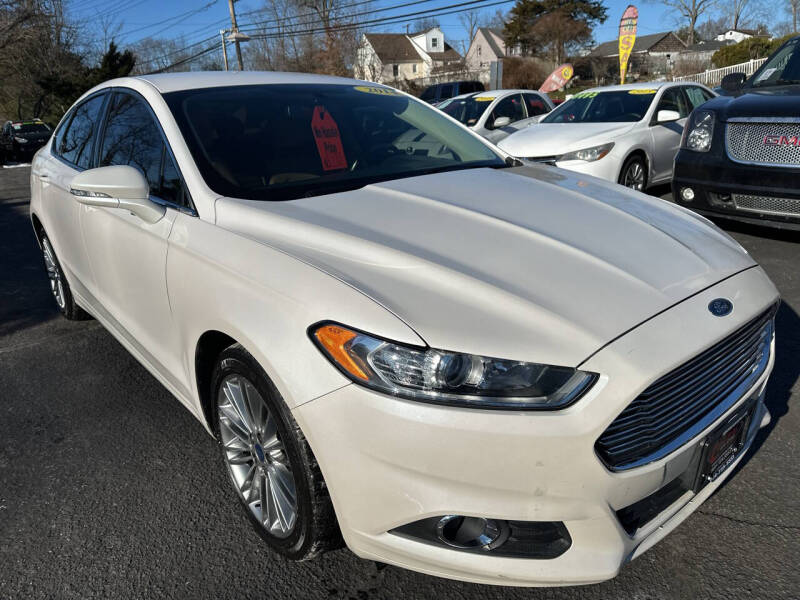 2014 Ford Fusion SE photo 3