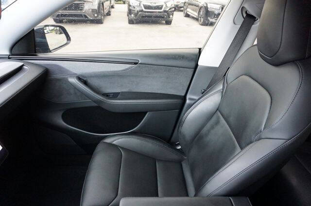 2026 Tesla Model Y Premium