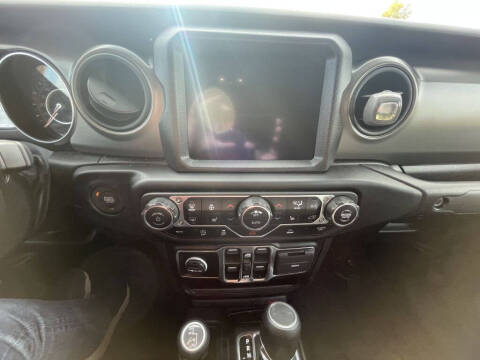 2023 Jeep Gladiator Sport