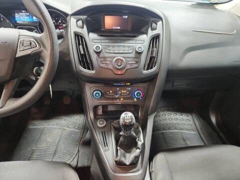 2015 Ford Focus S