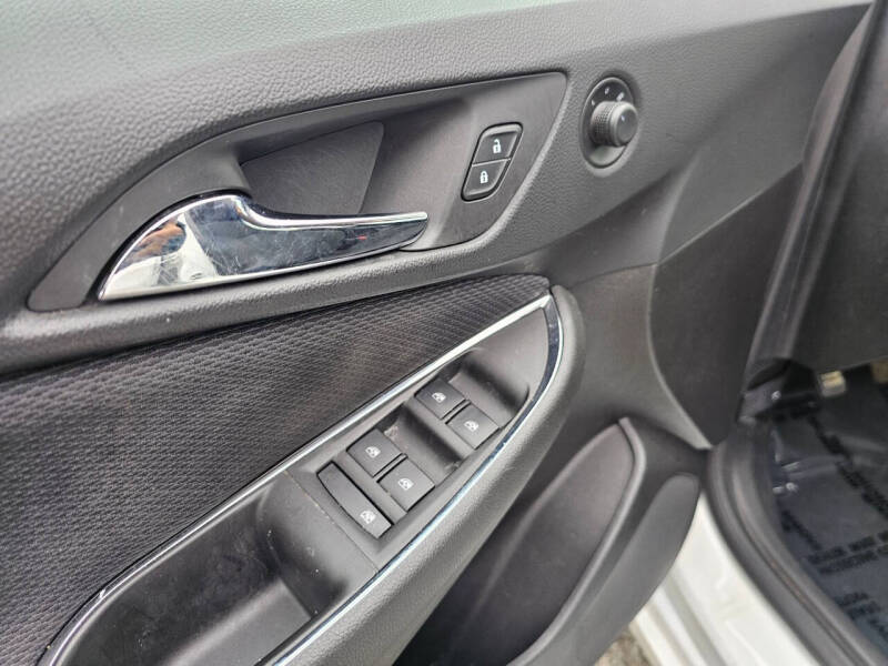 2017 Chevrolet Cruze LT Auto