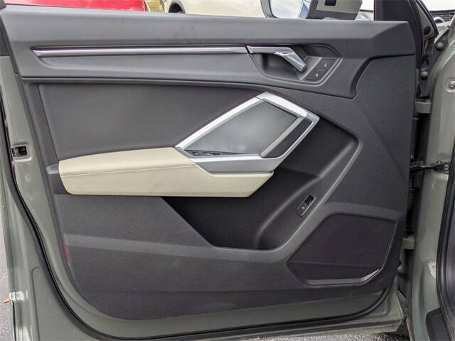 2020 Audi Q3 quattro Premium 45 TFSI