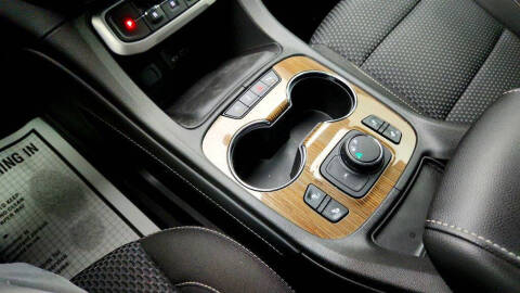 2023 GMC Acadia SLE