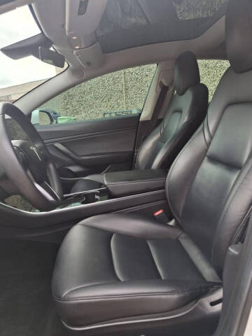2019 Tesla Model 3 Long Range