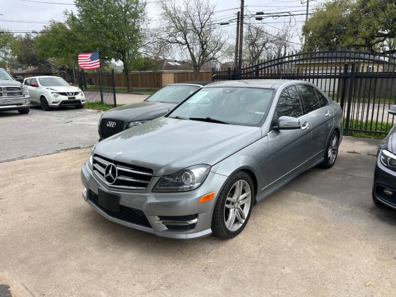 2014 Mercedes-Benz C-Class for sale at Auto Outlet Inc. in Houston TX