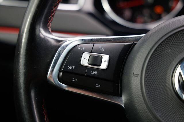 2017 Volkswagen Jetta 2.0T GLI