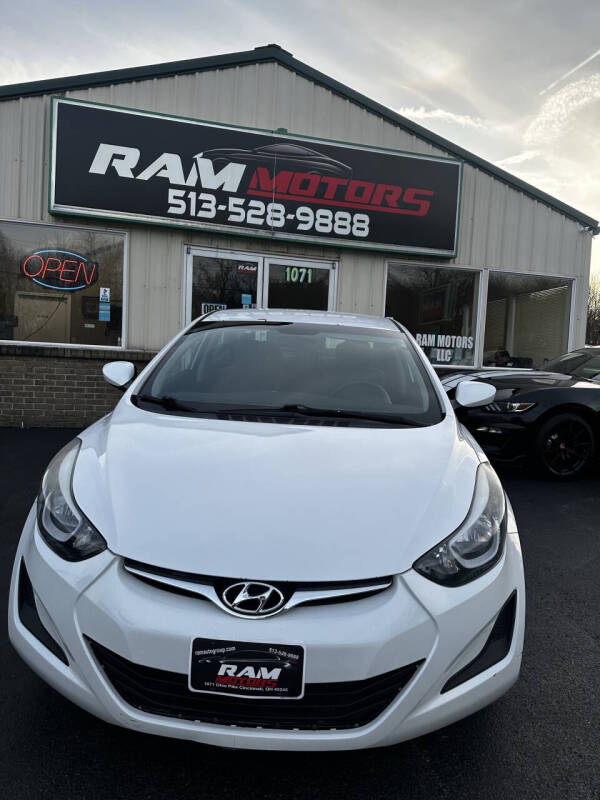 Used 2015 Hyundai Elantra SE with VIN 5NPDH4AE6FH547801 for sale in Cincinnati, OH
