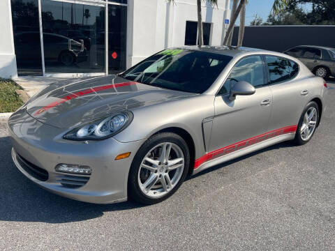 2011 Porsche Panamera 4