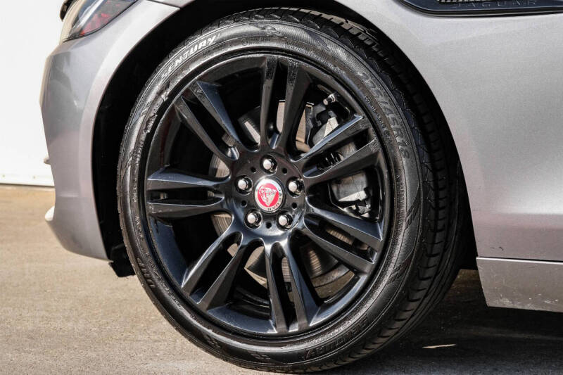 2020 Jaguar XE P250 S