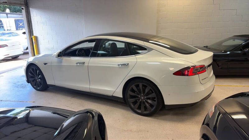 2014 Tesla Model S