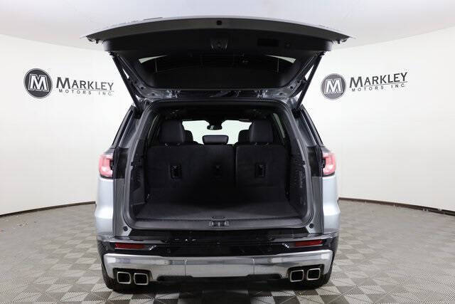 2025 GMC Acadia Denali