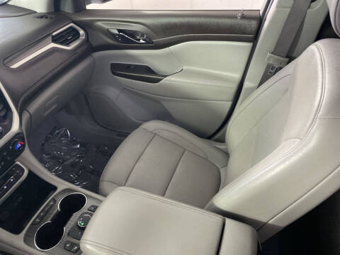 2020 GMC Acadia SLT