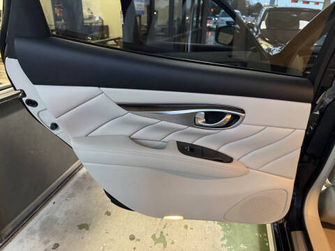 2019 Infiniti Q70L 3.7 Luxe