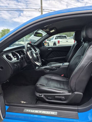 2014 Ford Mustang V6