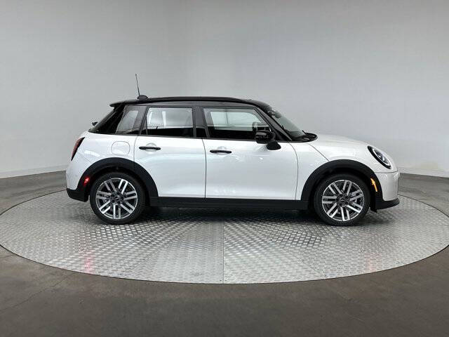 2026 MINI Hardtop 4 Door