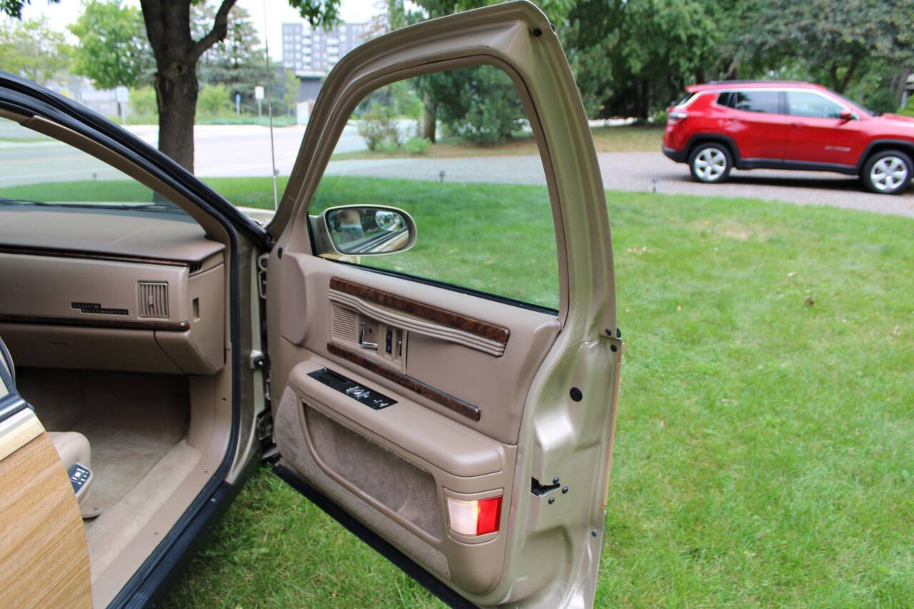 1996 Buick Roadmaster 18