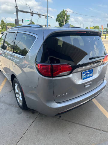 2018 Chrysler Pacifica Touring L Plus