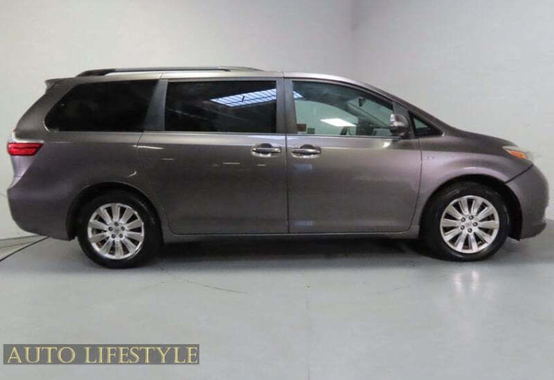 2016 Toyota Sienna Limited 7-Passenger