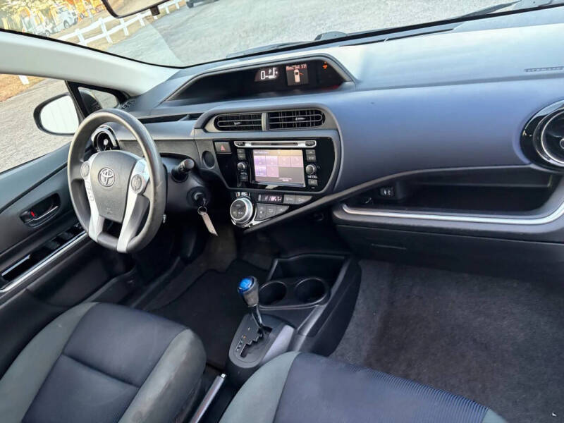 2015 Toyota Prius c