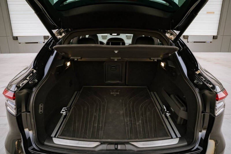 2022 Maserati Levante Trofeo