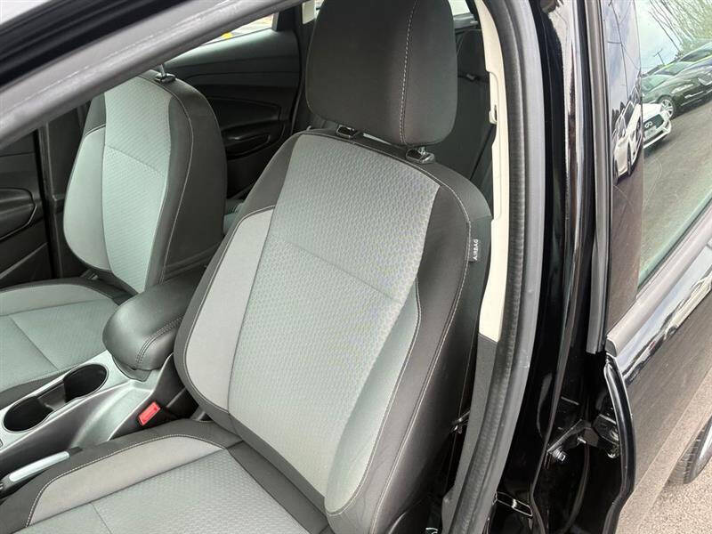 2017 Ford C-MAX Energi SE