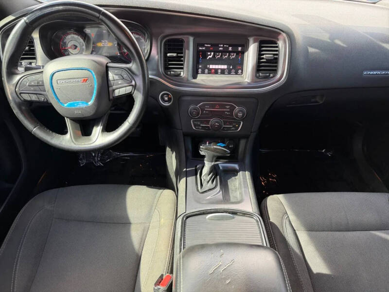 2018 Dodge Charger SXT