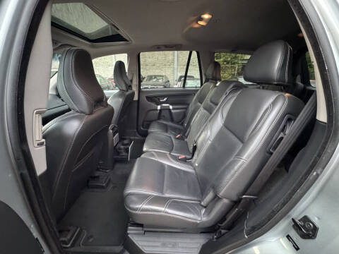 2013 Volvo XC90 3.2 R-Design Platinum