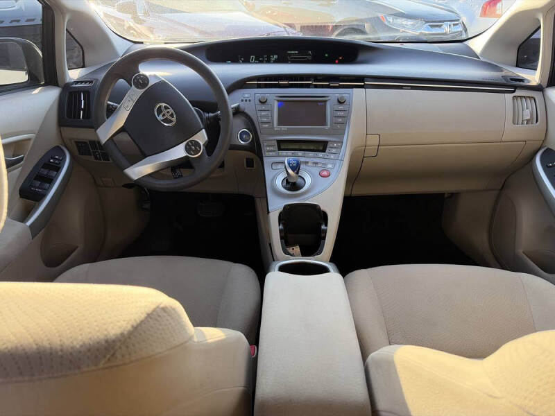 2013 Toyota Prius One