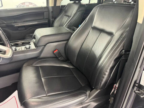 2023 Ford Expedition MAX XLT