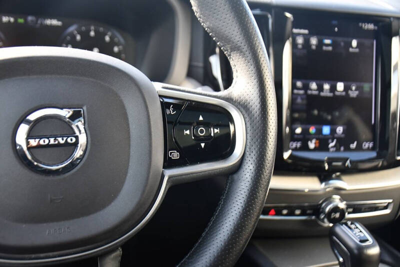 2018 Volvo XC60 T5 Inscription