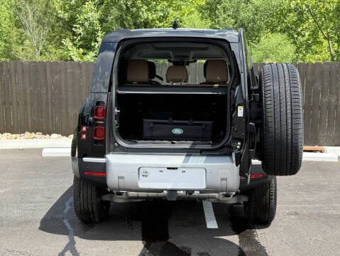 2025 Land Rover Defender 110 P400 S