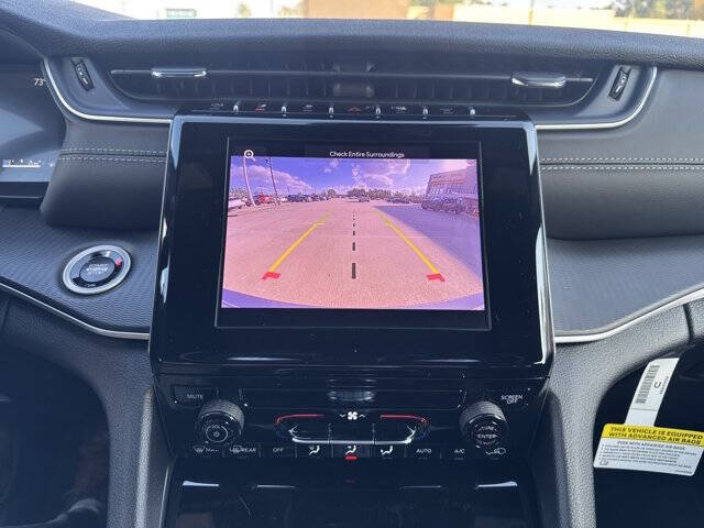 2025 Jeep Grand Cherokee Laredo X