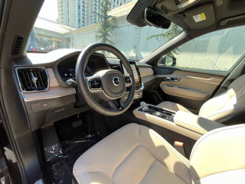 2026 Volvo XC90 B6 Plus 7P