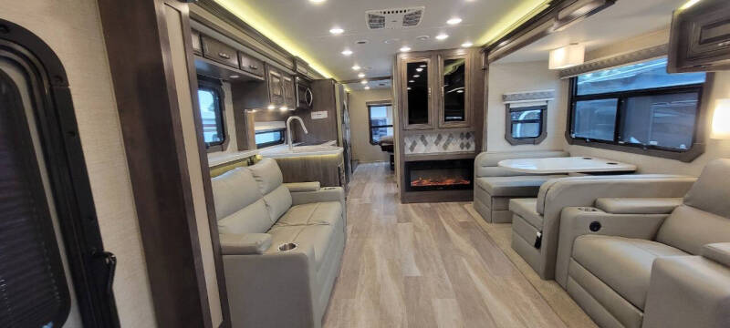 2022 Jayco SENECA 37M