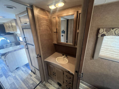 2015 Coachmen RV Freelander
