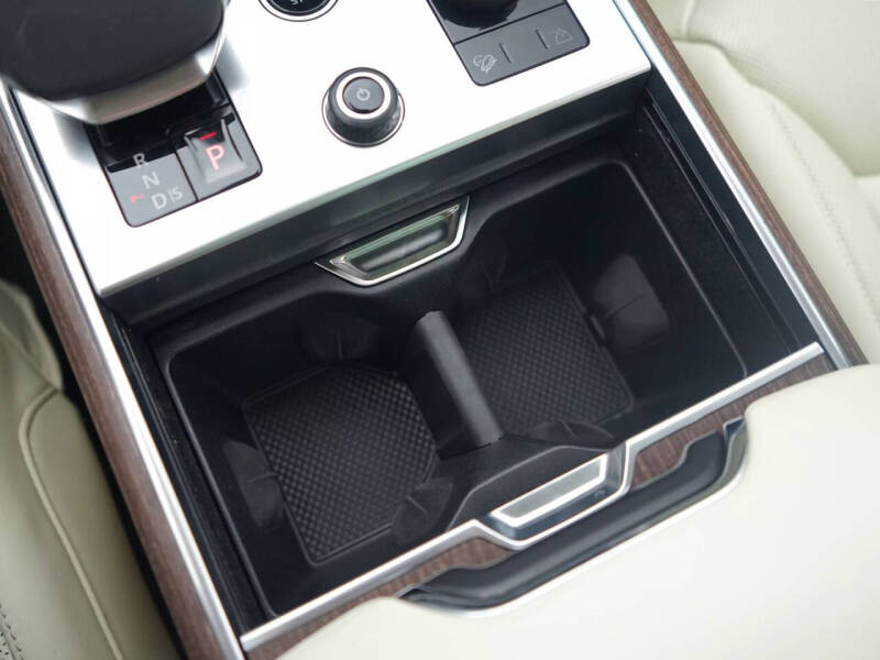 2023 Land Rover Range Rover P400 SE