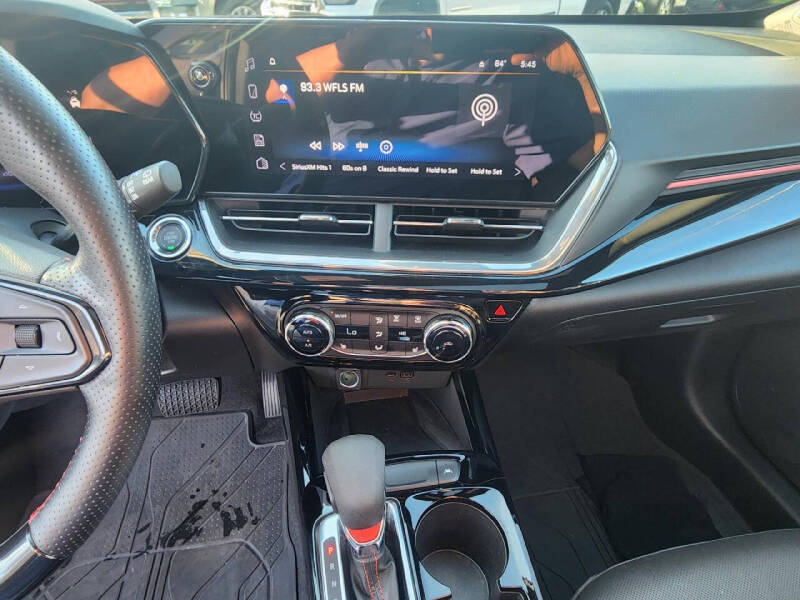 2025 Chevrolet Trax RS