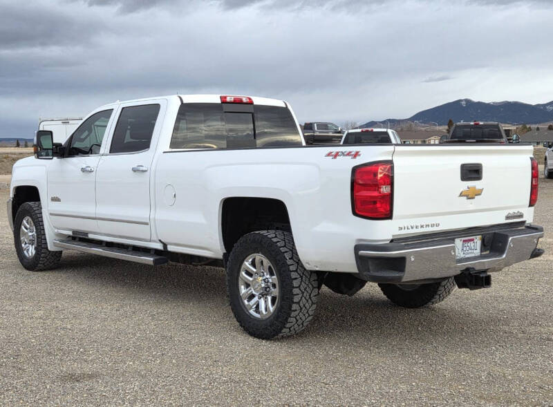 2016 Chevrolet Silverado 3500HD High Country
