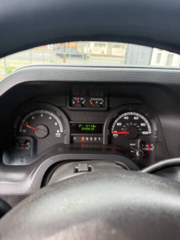 2013 Ford E-Series E-350 SD XLT