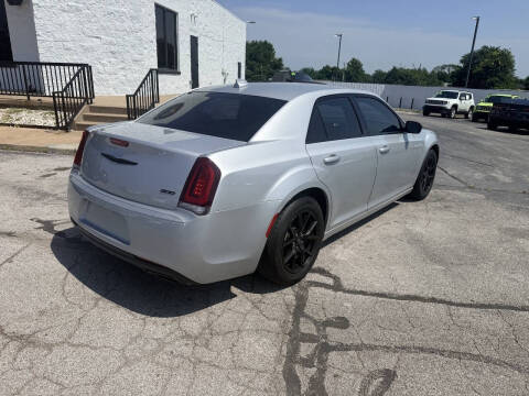 2019 Chrysler 300 Touring