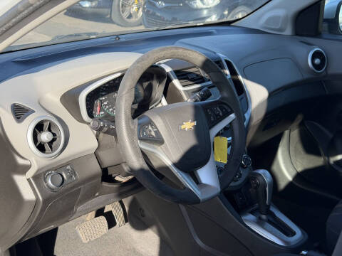 2019 Chevrolet Sonic LT Auto