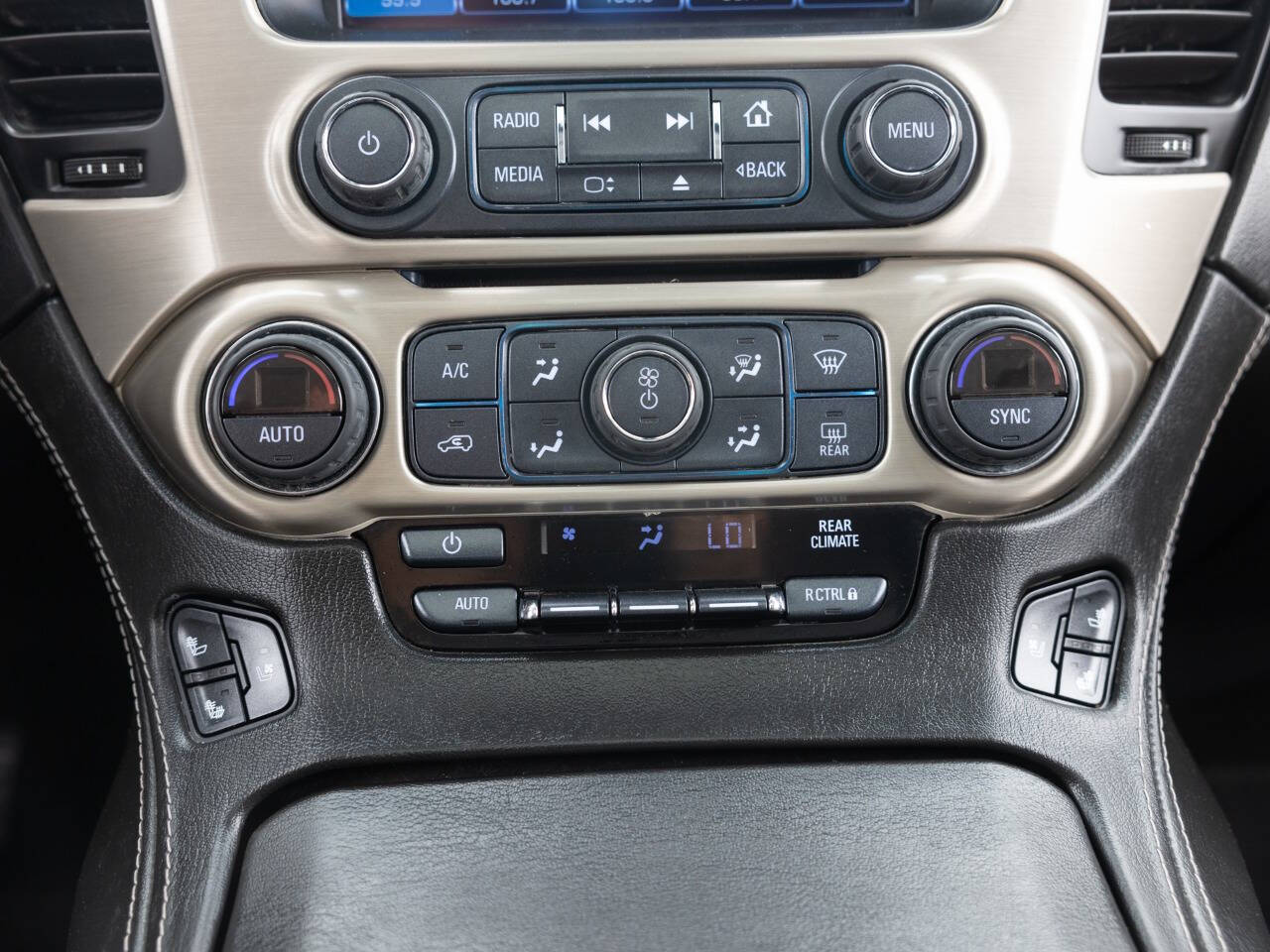 Used Car 2017 Gmc Yukon Xl  Denali 4x4 4dr Suv For Sale Under $30,000 In Coal City, Illinois