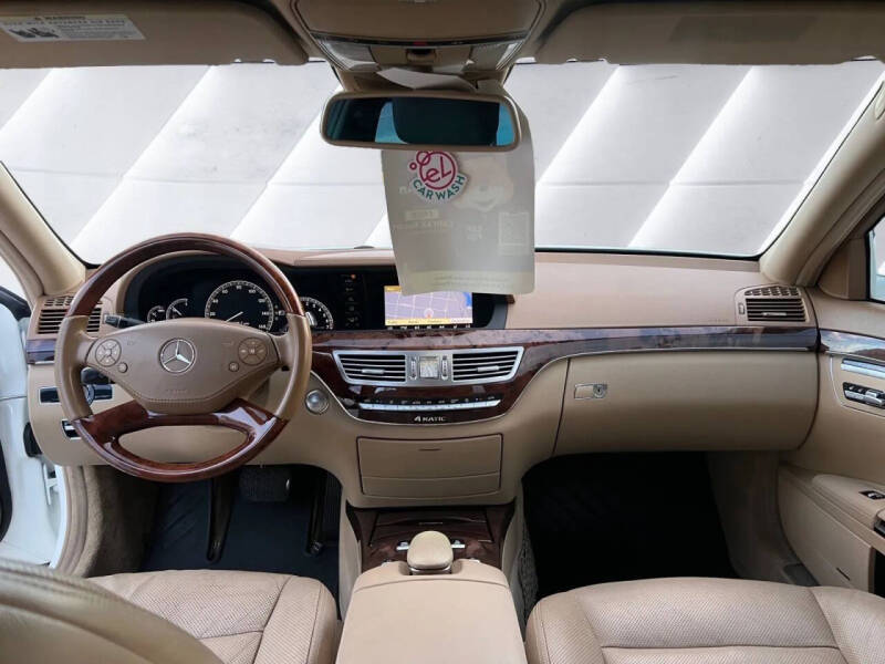 2010 Mercedes-Benz S-Class S 550 4MATIC