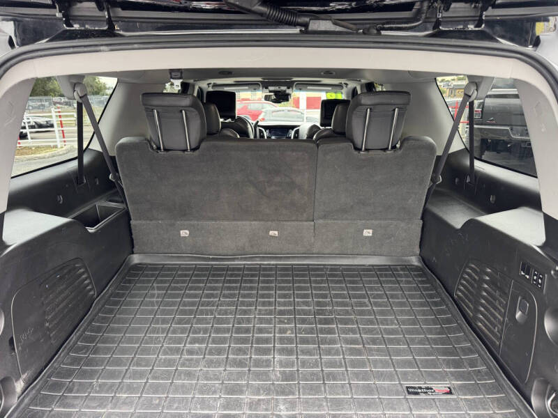 2016 Cadillac Escalade ESV Luxury Collection