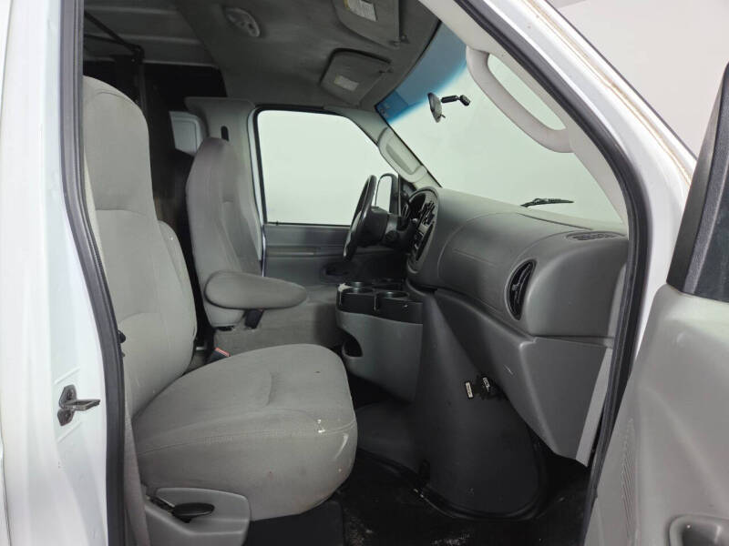 2008 Ford E-Series E-150